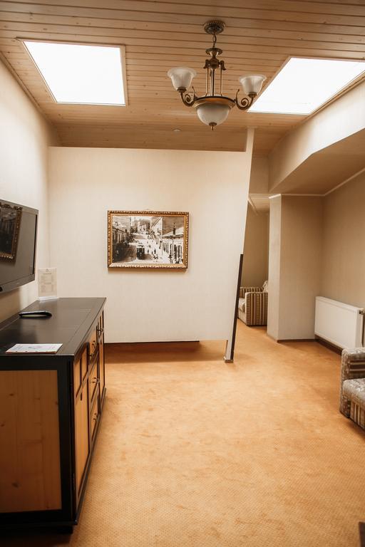 Georg Palace Hotel チェルニウツィー エクステリア 写真